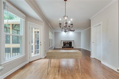 Welcome home to this beautifully maintained and newly painted - photo 22