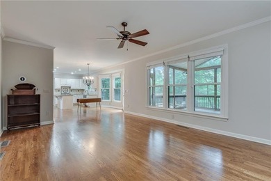 Welcome home to this beautifully maintained and newly painted - photo 32