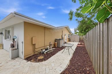 A NEW ROOF welcomes you into this charming pool home in - photo 36