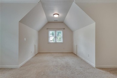 Welcome home to this beautifully maintained and newly painted - photo 48