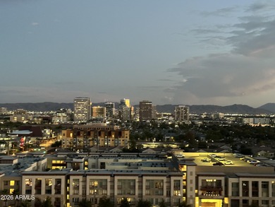 Rare find with FHA financing, investor friendly unit w/2 parking