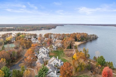 Castle Rock Lake Townhome/Townhouse For Sale in New Lisbon Wisconsin