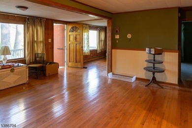 Charming Ranch-Style Home with Lake Views! Welcome to your cozy - photo 2