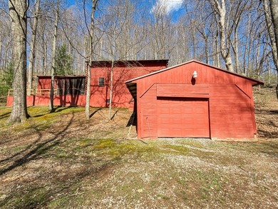 A beautiful log home or retreat situate on 68.58 acres located - photo 2