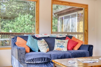 Turnkey coastal retreat in Whaleshead Beach Resort. Fully - photo 13