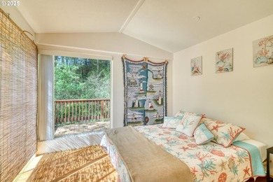Turnkey coastal retreat in Whaleshead Beach Resort. Fully - photo 16