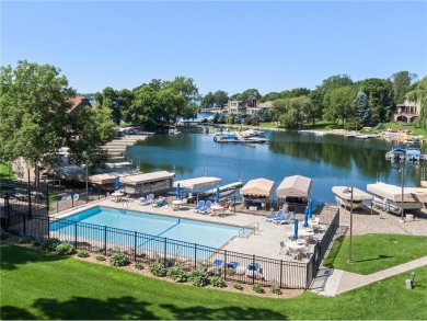 Lake Townhome/Townhouse For Sale in Prior Lake, Minnesota