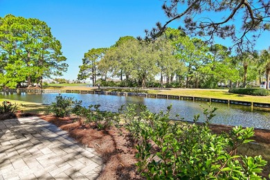 Stunning lakefront with Bay views. Experience standalone privacy - photo 28