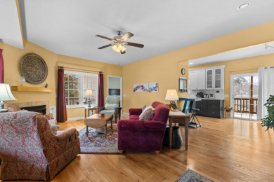 Interior home with views and private community boat ramp - photo 10