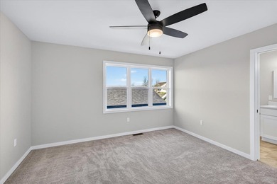 Move-in ready and beautifully designed, this stunning Swan Creek - photo 32
