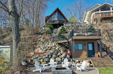 Perfectly perched and nestled upon the serene, exclusive shores - photo 37