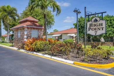 Lake Home For Sale in Delray Beach, Florida