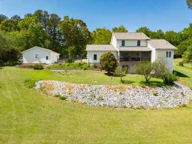 Interior home with views and private community boat ramp - photo 5