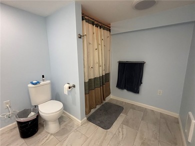 Beautifully renovated turnkey home! Located on the cusp of - photo 26