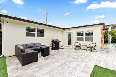 Welcome to this ultra-modern 3-bedroom, 2-bathroom single-story - photo 44