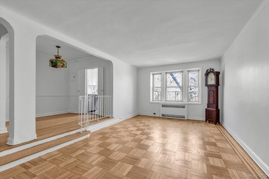 Expansive 2-bedroom, 2-bath pre-war co-op at the Beechhaven in - photo 2