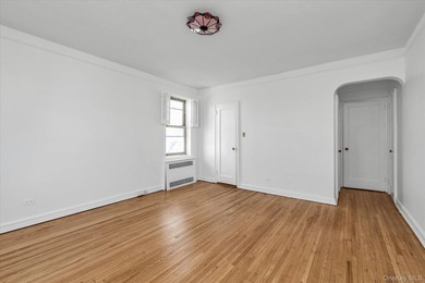 Expansive 2-bedroom, 2-bath pre-war co-op at the Beechhaven in - photo 10