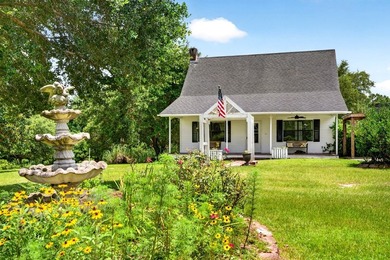 Take a look at this quaint farmhouse situated in the country on - photo 5