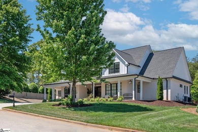 JUST REDUCED BY $50,000. Exceptional Custom-Built Home in - photo 2