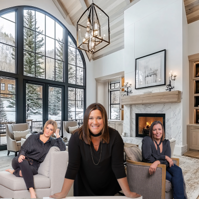 Deb Paton-Showley with Coldwell Banker Real Estate <br> Deb Paton-Showley Group in IN advertising on LakeHouse.com