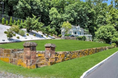 (private lake, pond, creek) Home For Sale in Nyack New York