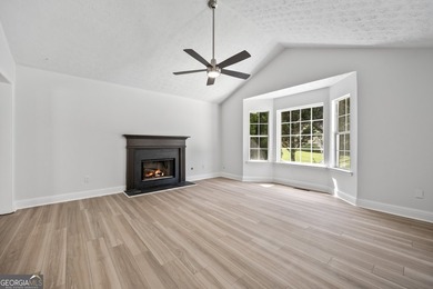 Offering exceptional flexibility and multigenerational living - photo 3