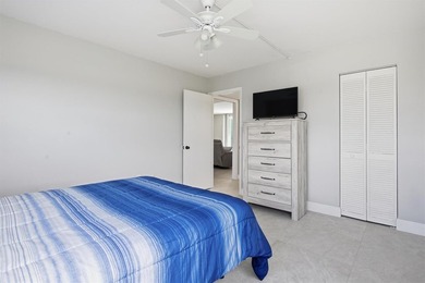 This spacious 3-bedroom, 2.5-bath corner unit in the gated *18th - photo 25