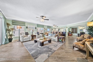 SE- corner unit on the 5th floor of the beautiful Barringer - photo 36