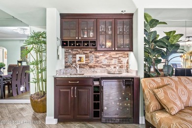 SE- corner unit on the 5th floor of the beautiful Barringer - photo 39