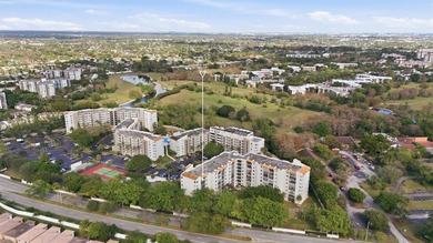 This spacious 3-bedroom, 2.5-bath corner unit in the gated *18th - photo 41
