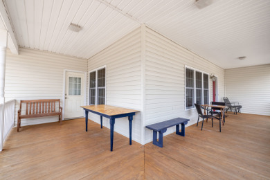 Interior home with views and private community boat ramp - photo 9