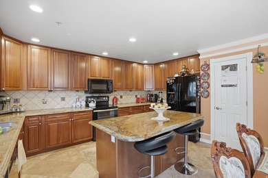 This exceptional home showcases quality craftsmanship and - photo 11