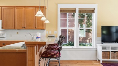 Welcome to 1327 E Ravens Run, a beautifully decorated home - photo 13