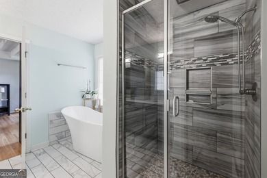 THE PERFECT BLEND OF LOCATION, LIMITLESS EQUITY, AND NO HOA! - photo 22