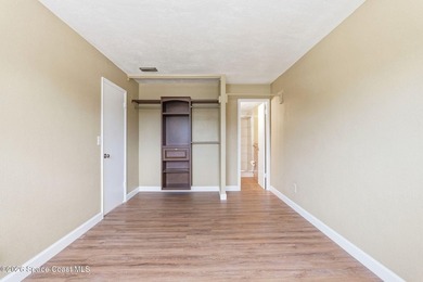 Updated and move-in ready, this spacious 3-bedroom, 2-full-bath - photo 24