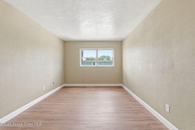 Updated and move-in ready, this spacious 3-bedroom, 2-full-bath - photo 34