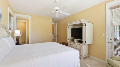 Welcome to 1327 E Ravens Run, a beautifully decorated home - photo 35
