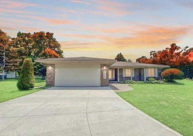 Lake Home For Sale in Troy, Michigan