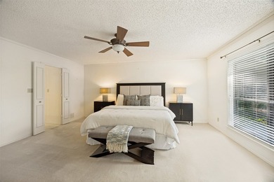 Nestled on a picturesque golf course lot in Richardson, this - photo 13