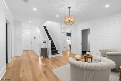 Architectural excellence meets everyday living in this - photo 23