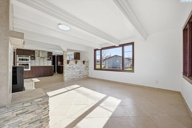 Columbia River - Klickitat County Home For Sale in Richland Washington