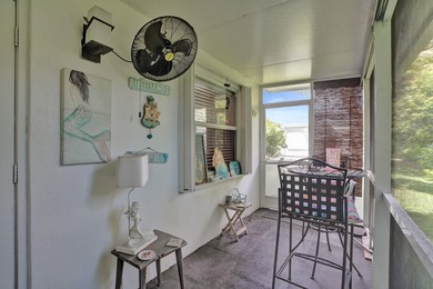 Welcome to this charming single-story residence in Leisureville - photo 34
