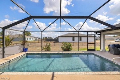 BACK ON THE MARKET! BUYERS HOME SALE FELL THROUGH! Their loss is - photo 42