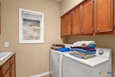 Just west of Downtown Austin, this gorgeous, recently renovated - photo 14