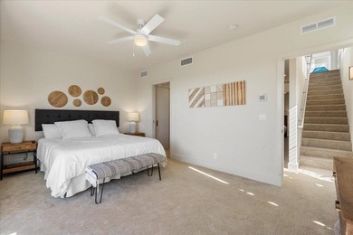 Experience modern island living at Makalii 8A, a 3-bed, 3-bath - photo 15