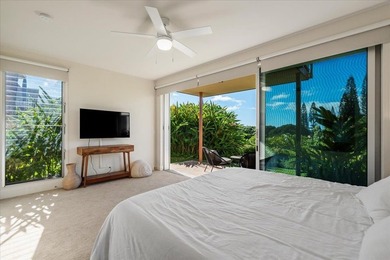Experience modern island living at Makalii 8A, a 3-bed, 3-bath - photo 17