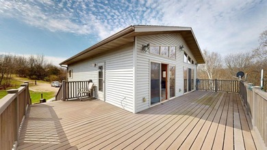 Perched atop the bluffs overlooking the Mississippi River, this - photo 23