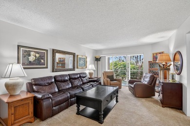 Step into resort style living in this upgraded 3 bedroom, 2 bath - photo 24