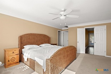 Just west of Downtown Austin, this gorgeous, recently renovated - photo 24