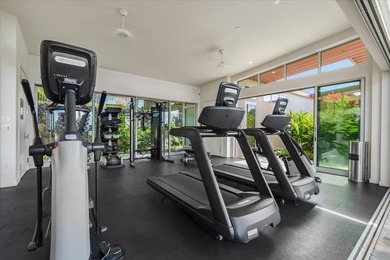 Experience modern island living at Makalii 8A, a 3-bed, 3-bath - photo 25